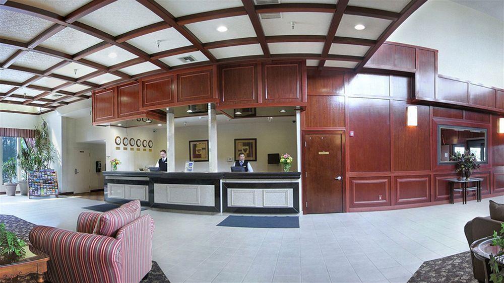 Ramada By Wyndham Tukwila Southcenter Hotel Eksteriør billede